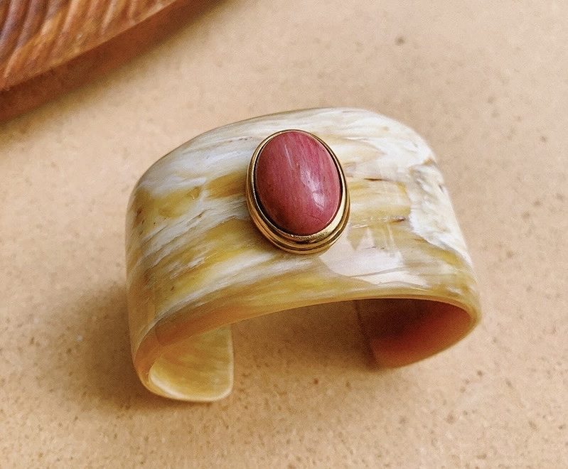 Manchette Gaia — Rhodonite