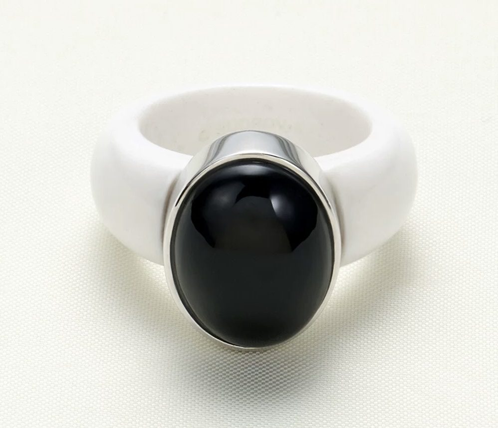 White Ceramic Onyx Ring