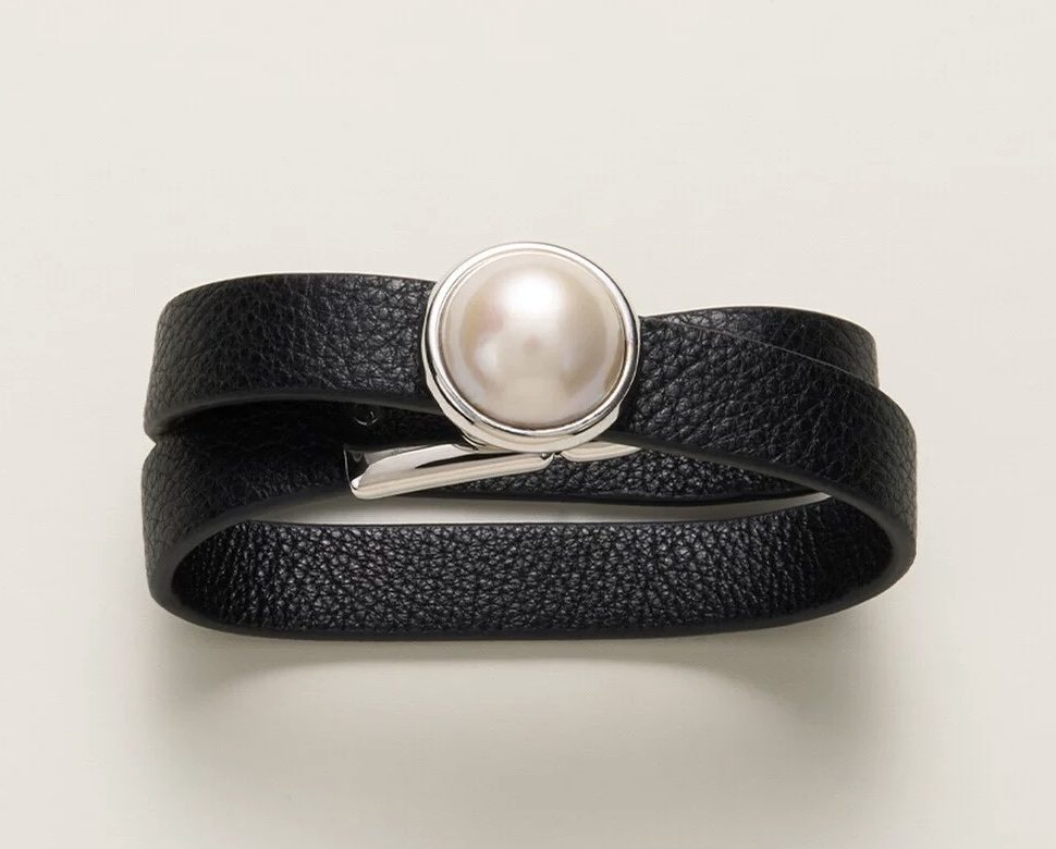 Leather Pearl Wrap