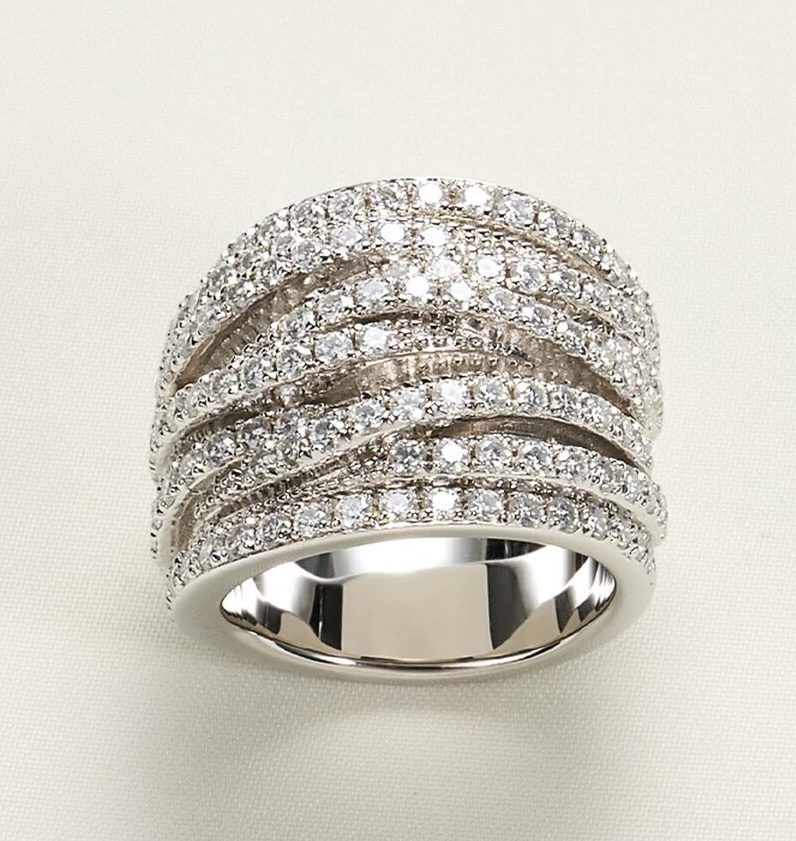 Diamond Pavé Band